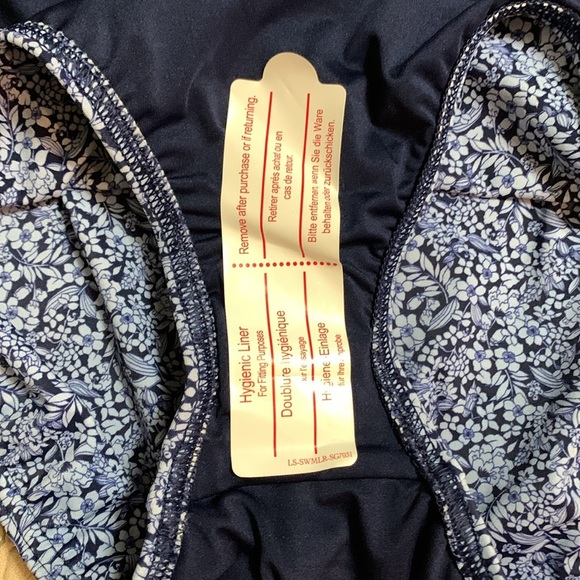 Lands’ End Women's Tugless X-Back One Piece Swimsuit Navy/Turquoise Mosaic Dot - Picture 6 of 8